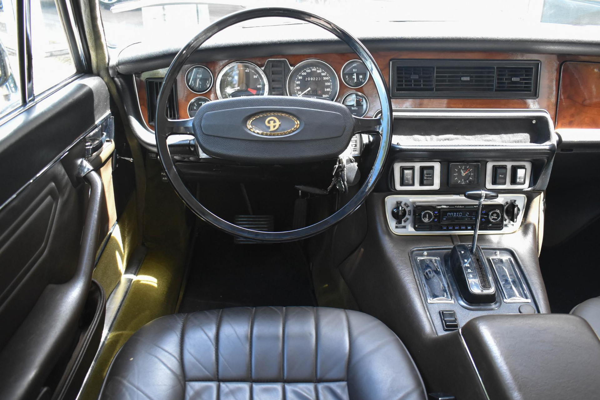 35743786-10.jpg