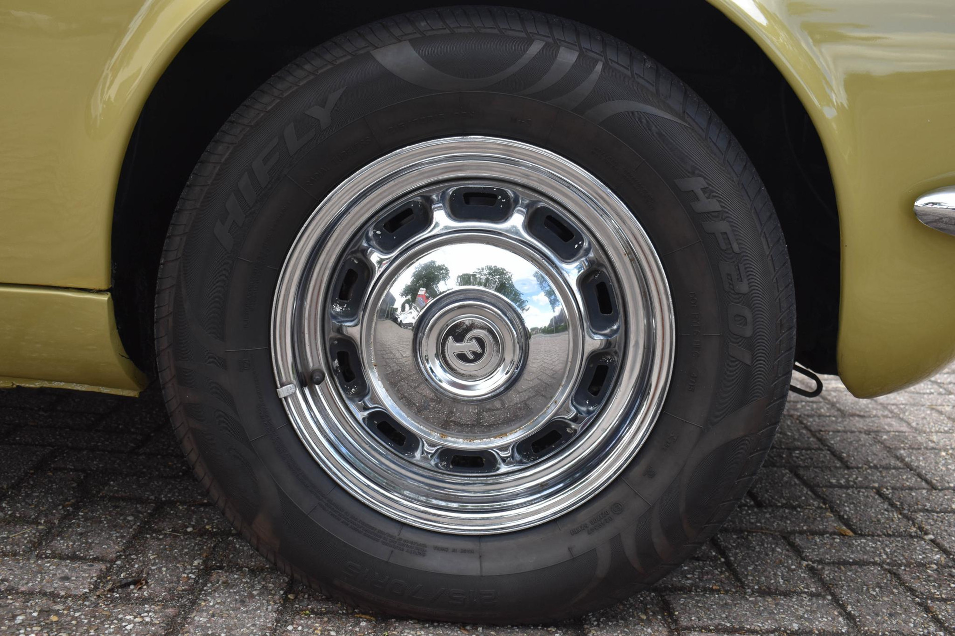 35743786-4.jpg