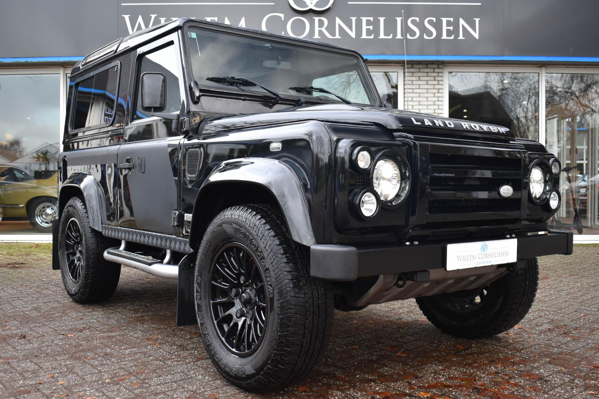 40997522-6.jpg