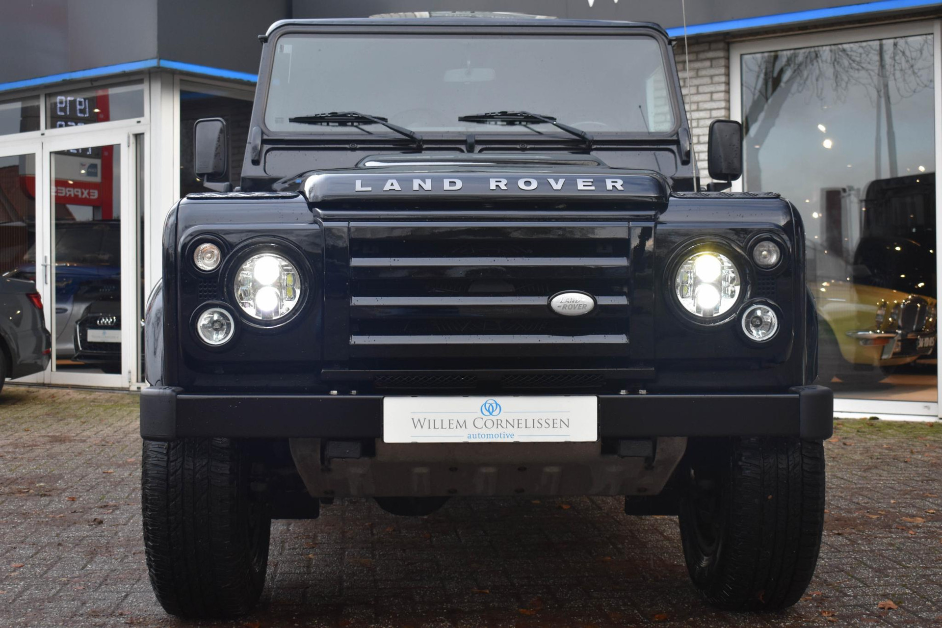 40997522-8.jpg