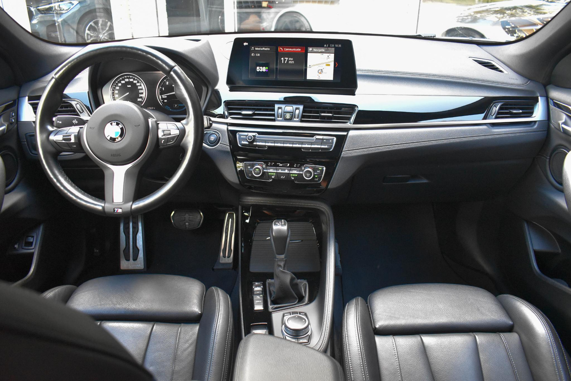 44998733-1.jpg