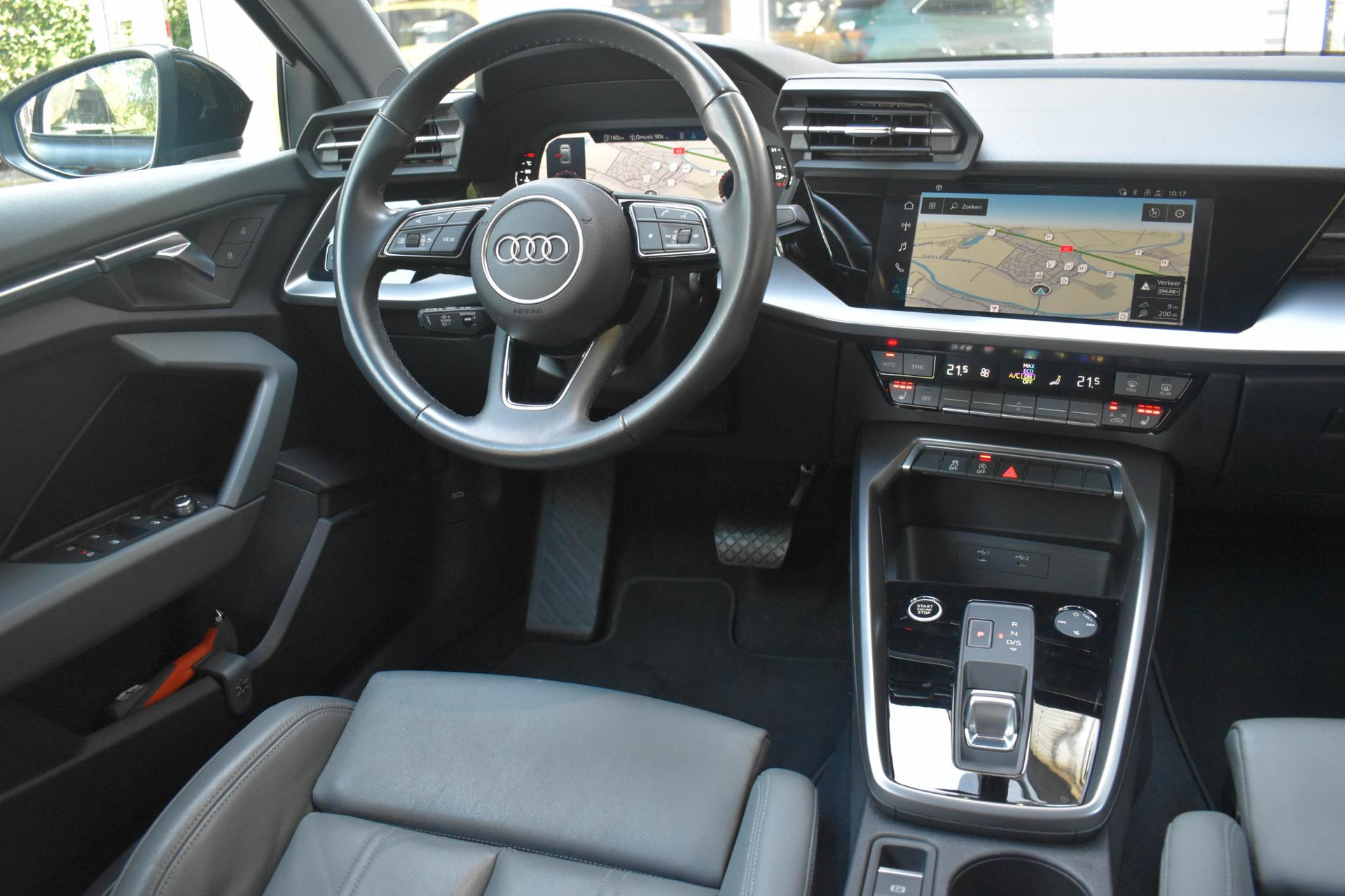 47680875-25.jpg