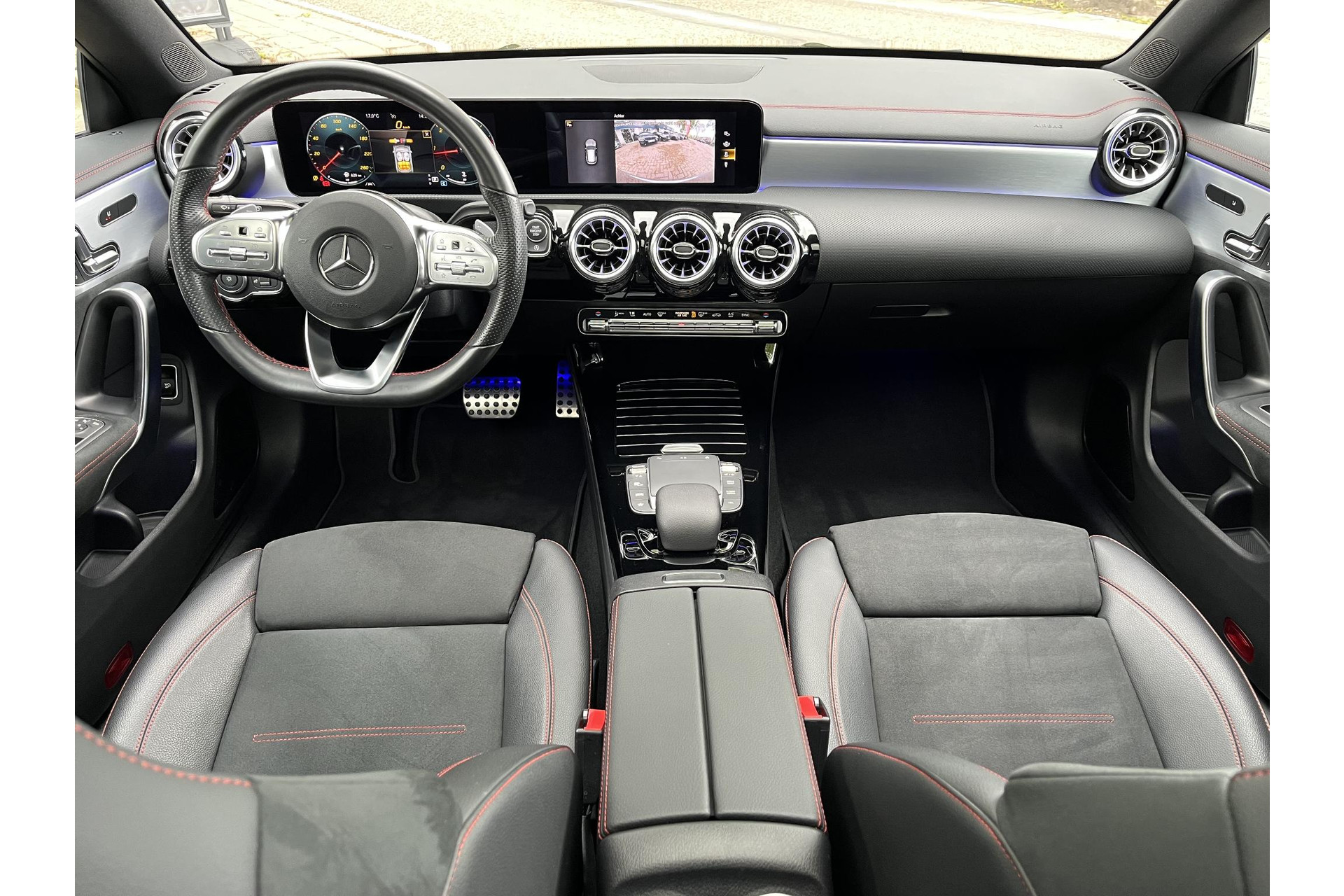 48260583-1.jpg