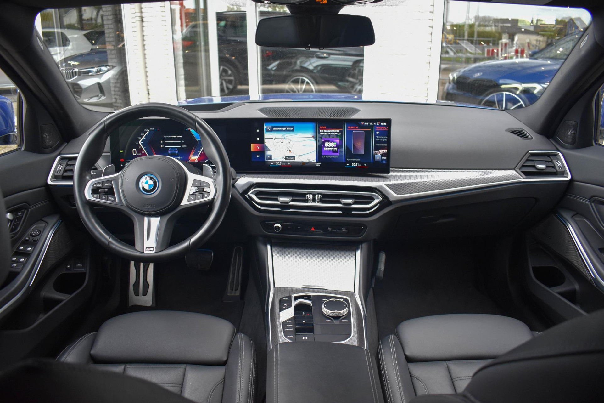52857732-1.jpg